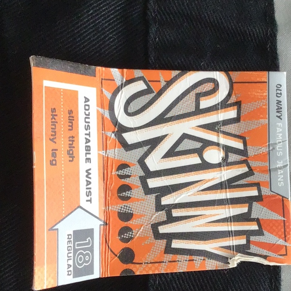 Men’s skinny black jeans
